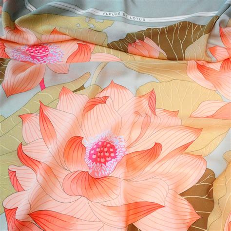 Hermes Silk Scarf Fleurs De Lotus – Carre de Paris.